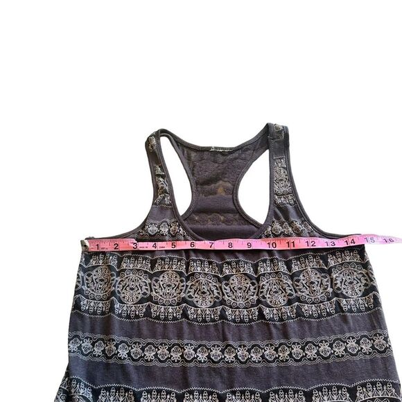 10/$25🦋 LA Hearts Gray & White Mandala Print Racerback Tank - Size Small - Picture 8 of 11